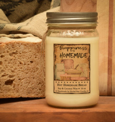 Hot Homemade Bread 16 oz Jar Candle