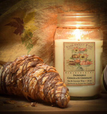 Incredible Chocolate Croissant 16 oz jar candle