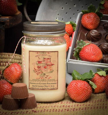 Chocolate Covered Strawberry 16 oz Jar candle
