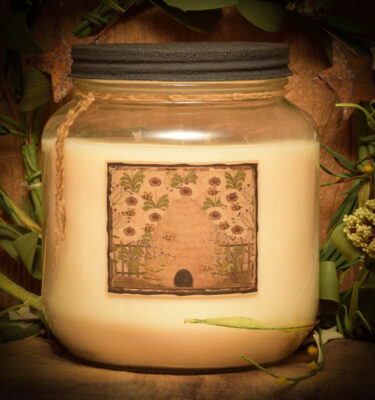 Spiced Honey Cake Beehive 64 oz Jar candle