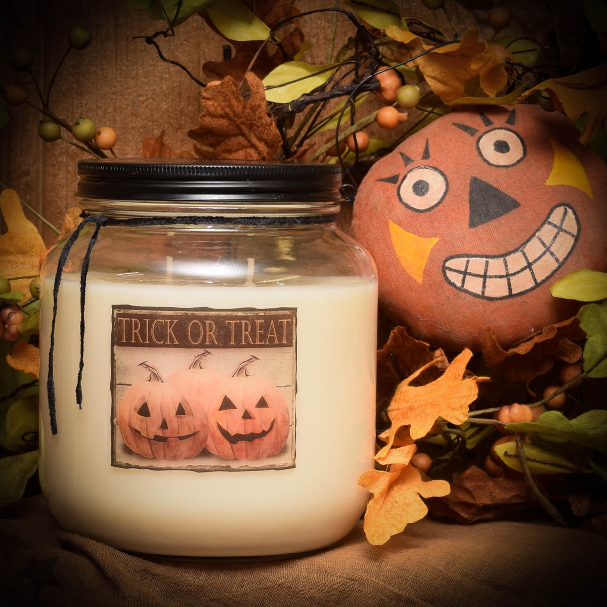 Trick or Treat 64 oz Jar Candle