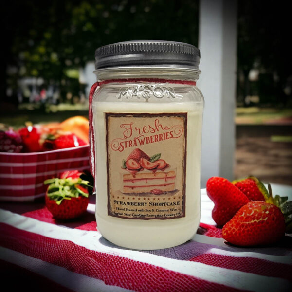 Strawberry Shortcake 16 oz jar candle