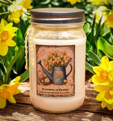 Daffodils and Daisies 16 oz Jar candle