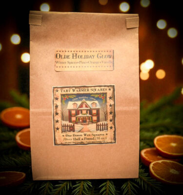 Olde Holiday Glow tart bag with Cinnamon, Vanilla, Orange, Clove & Pine fragrance”